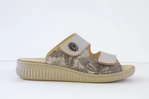 BELVIDA - 47.244 FLAT DOUBLE VELCRO MULE - BEIGE