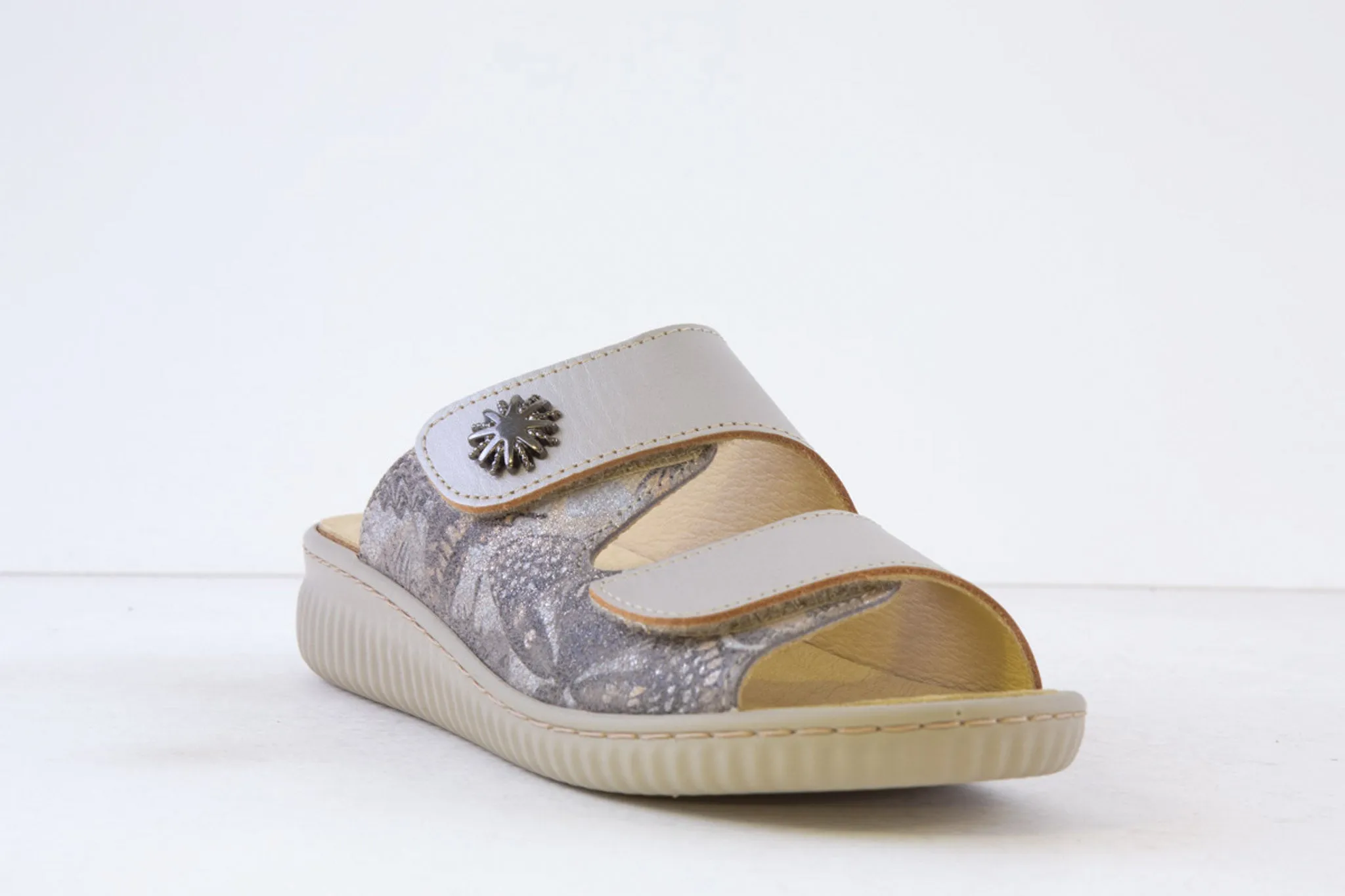 BELVIDA - 47.244 FLAT DOUBLE VELCRO MULE - BEIGE