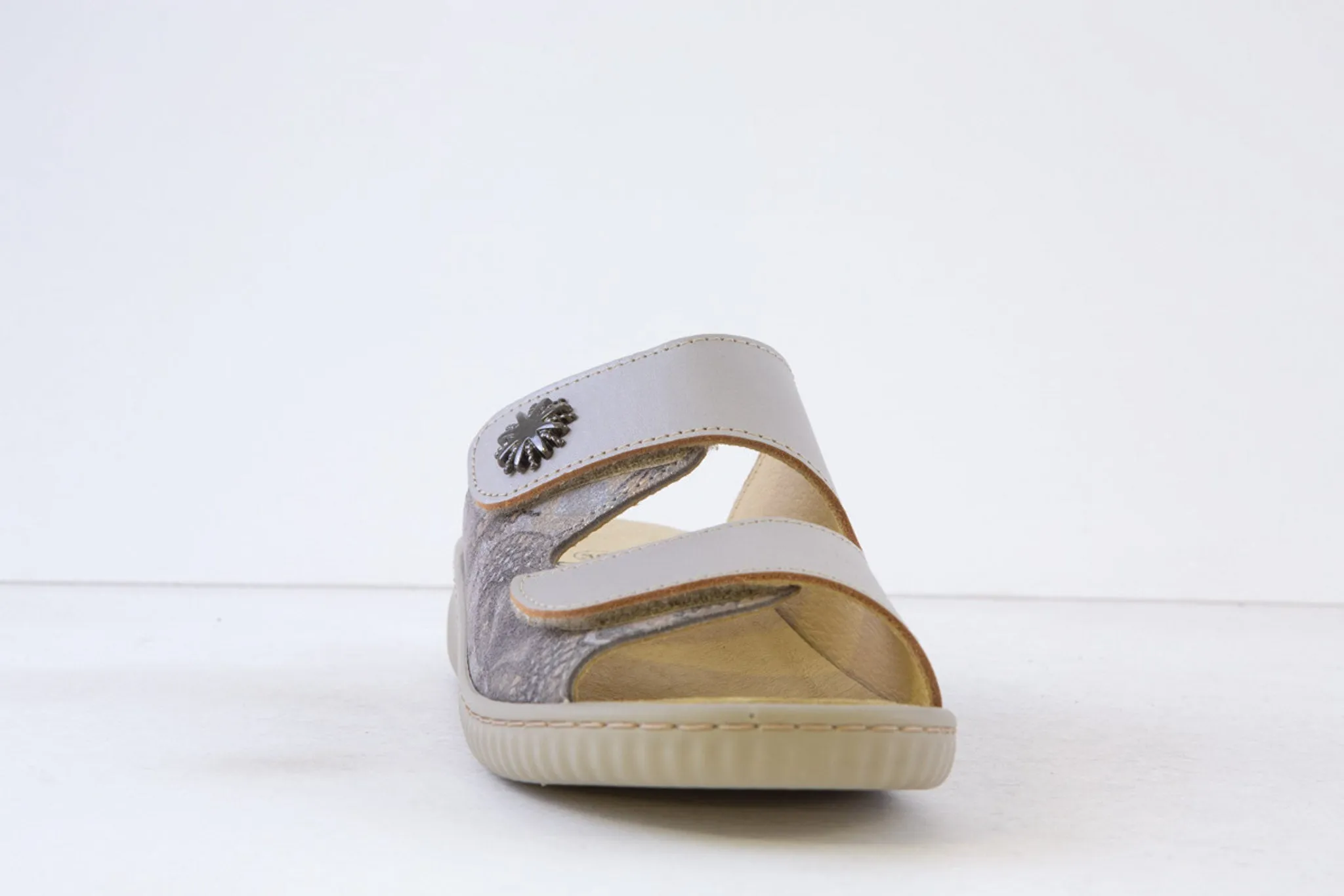 BELVIDA - 47.244 FLAT DOUBLE VELCRO MULE - BEIGE