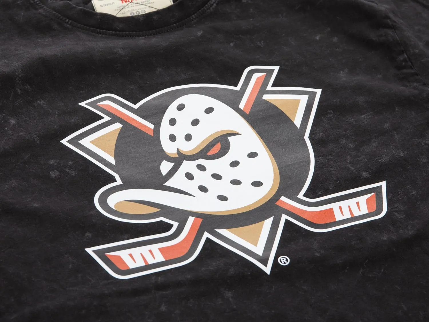 Calhoun NHL Surf & Skate Men's Garment Dyed Vintage T-Shirt