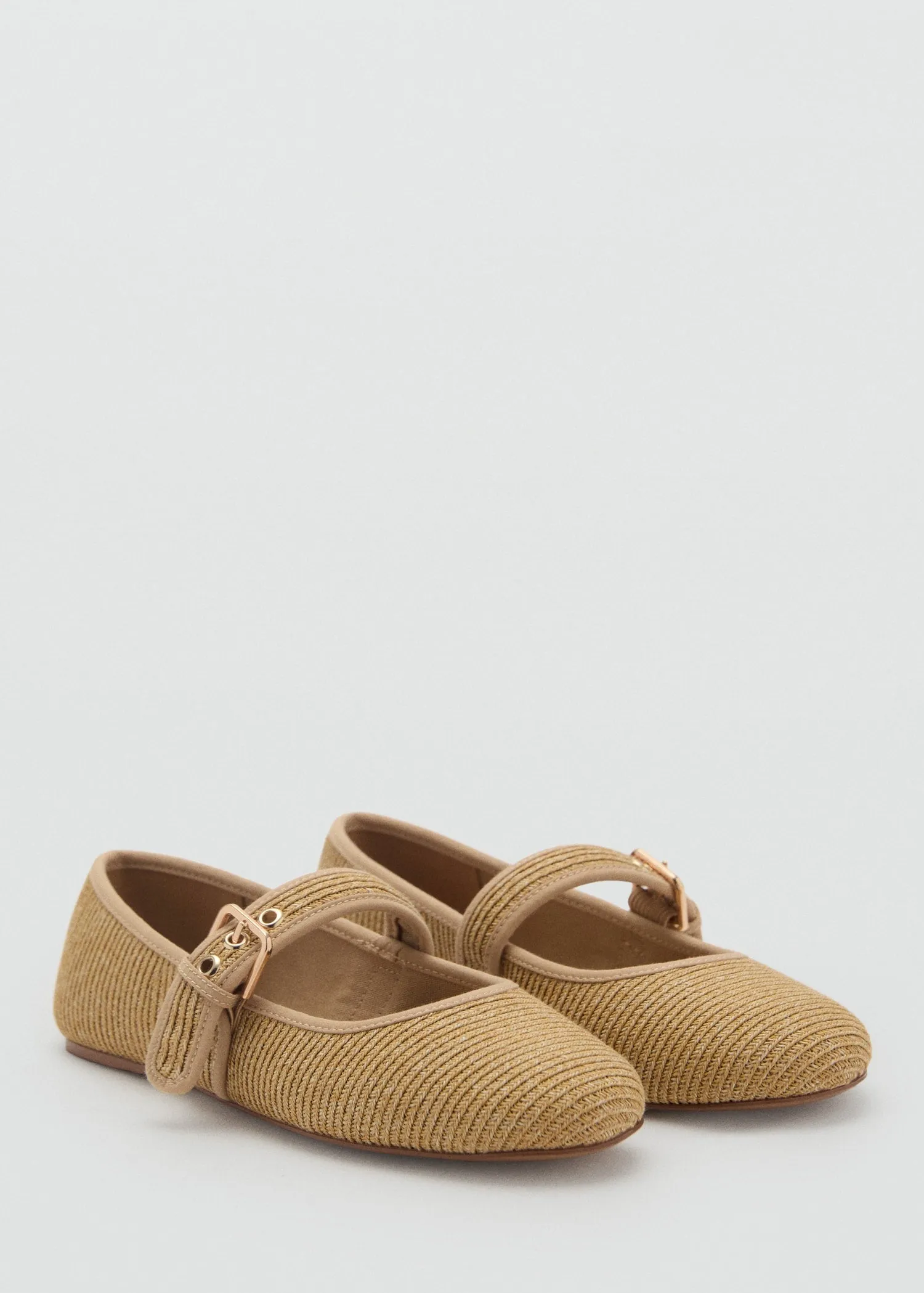 Cotton shoes with buckle strap