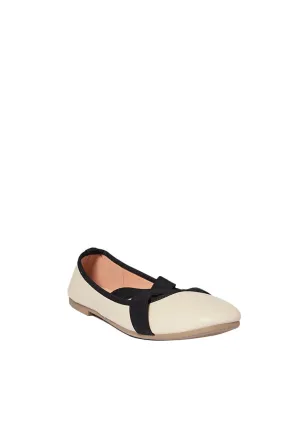 Cream Flat Shoes with Black Strap