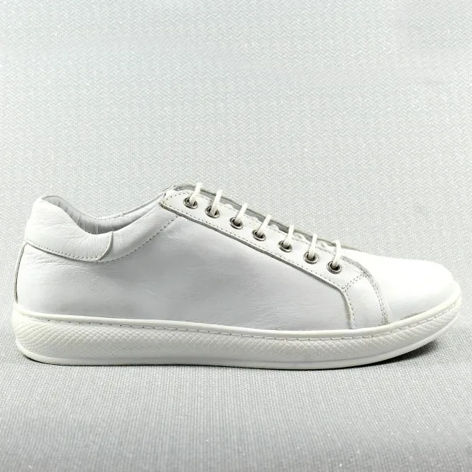 Lazy Dog forage  lather shoe