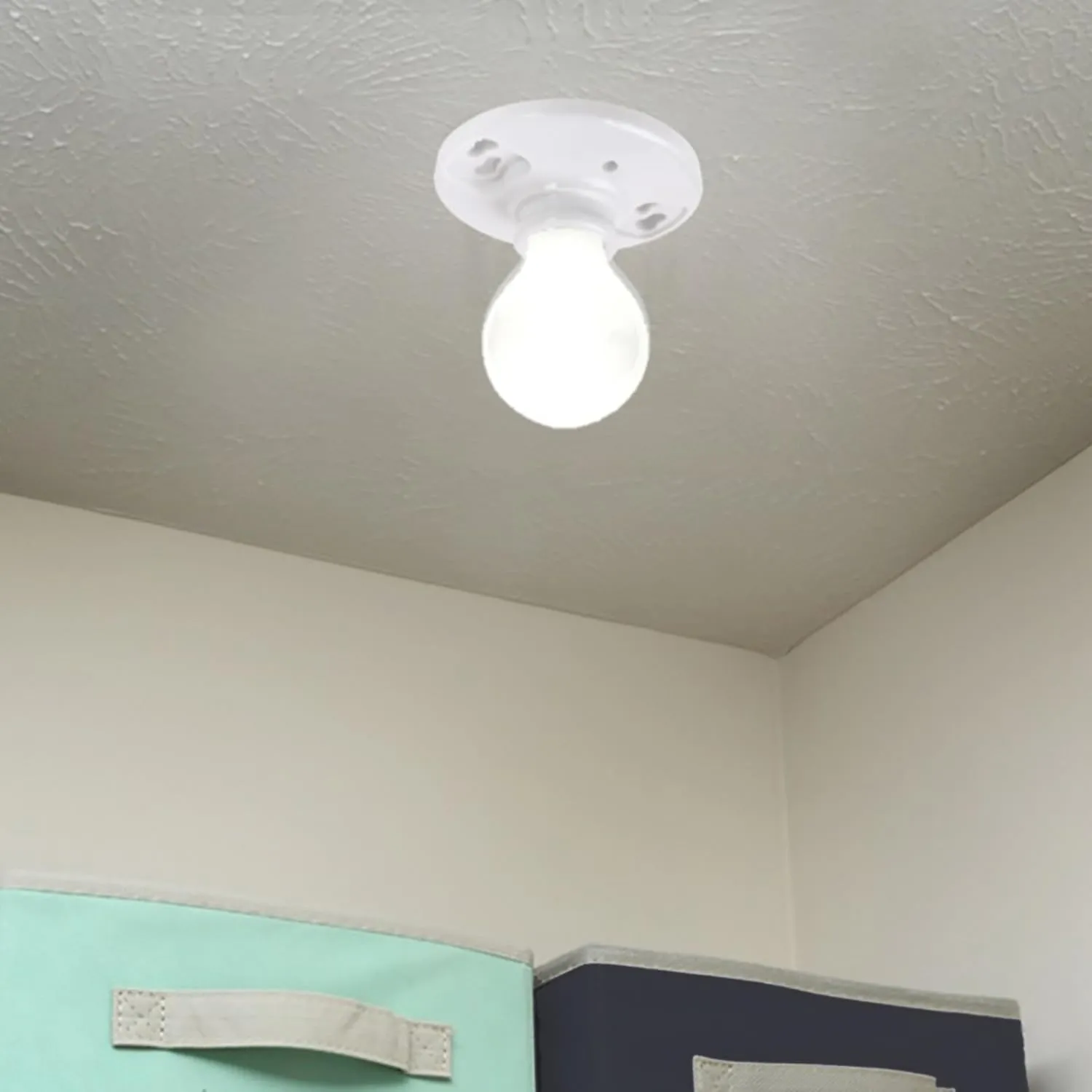 Lithonia Lighting 2X4 40LM SWW7 120 TD DCMK 2 Ft. x 4 Ft. LL CPANL LED Flat Panel with 4000 Lumens & Legrand Pass & Seymour 272CC18 660W 250V Medium Base E26 Lampholder, 2 Terminals, Porcelain, White