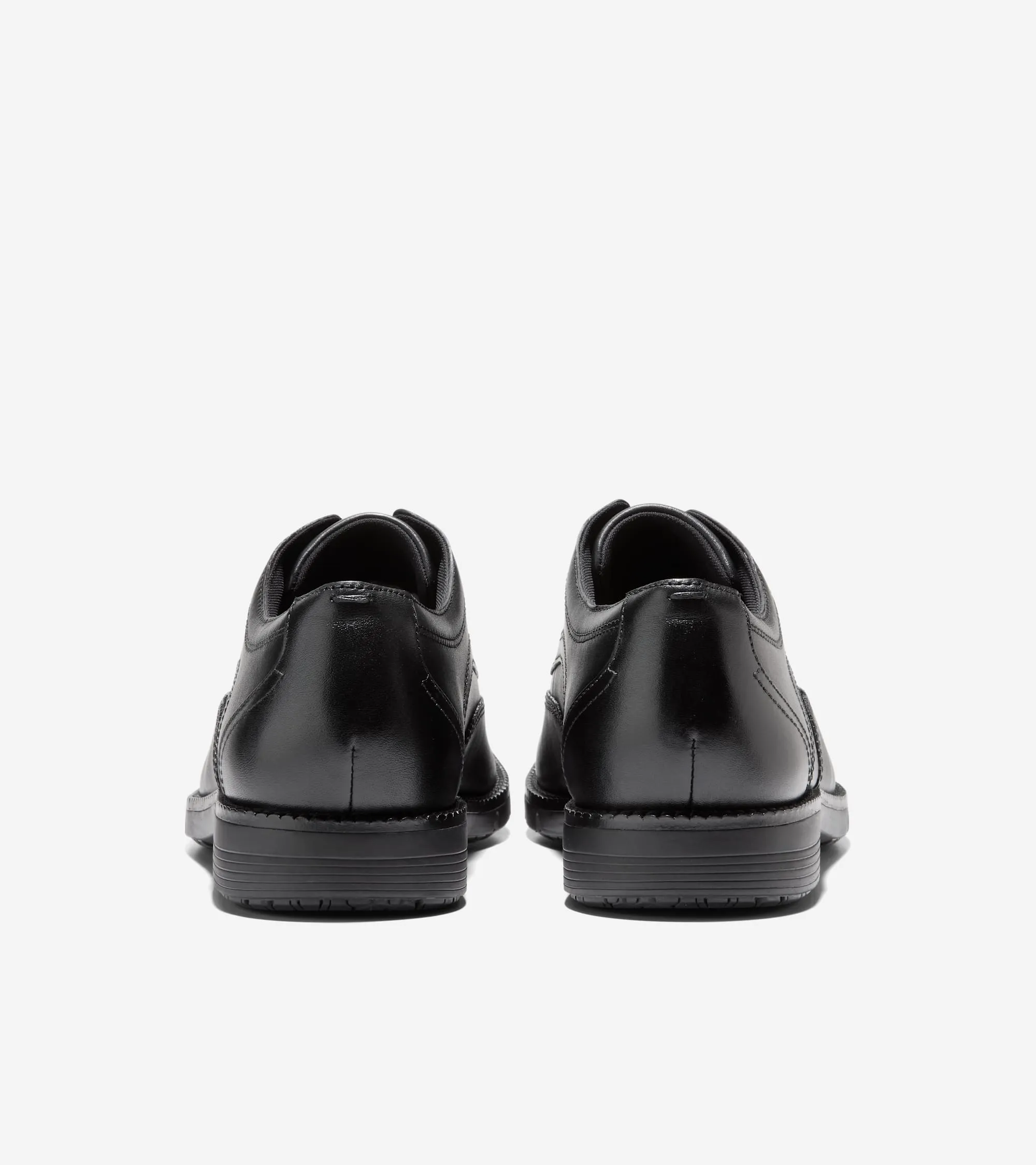 Men's FlexGrand360 Wingtip Oxford