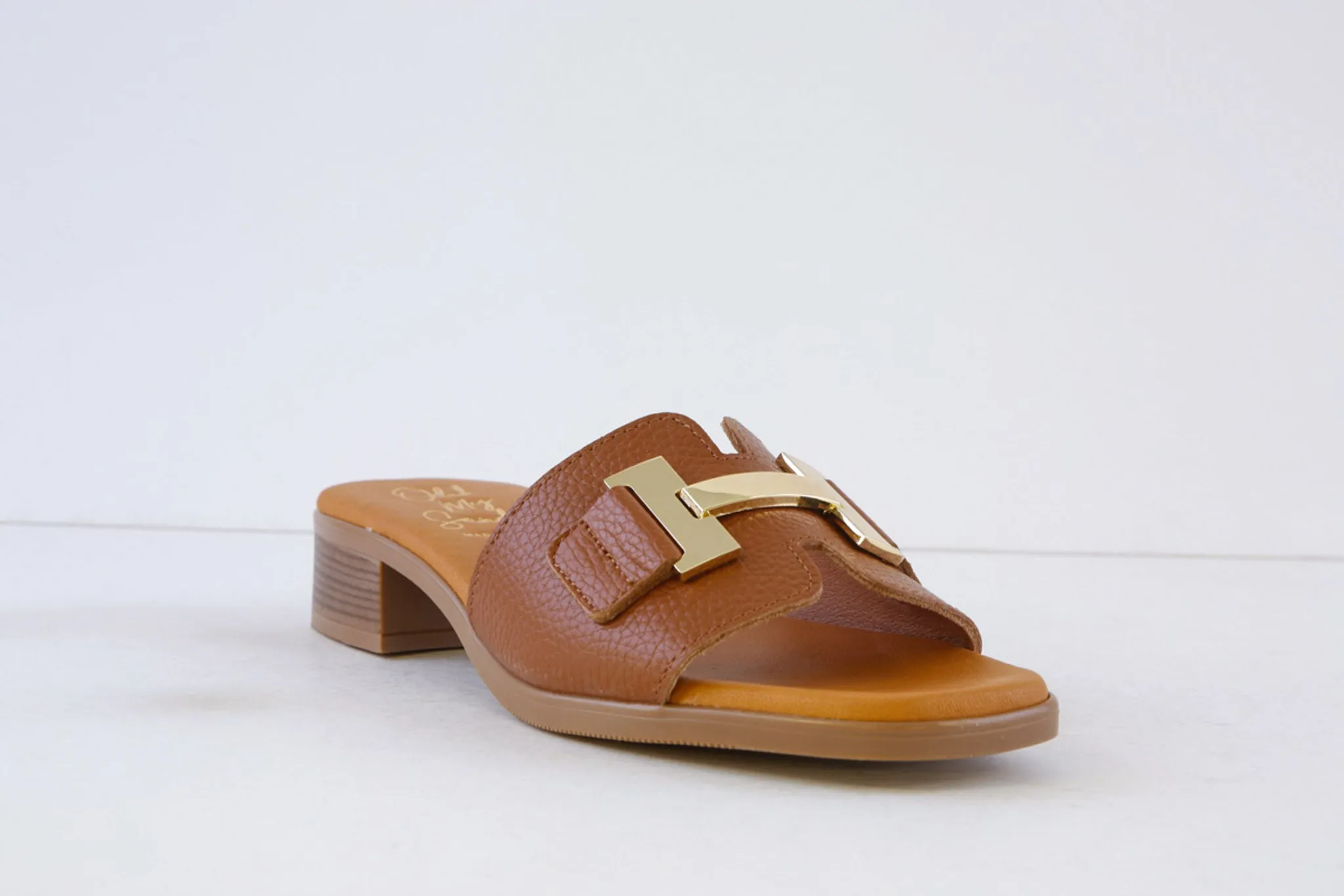 OH MY SANDALS - 5605 LOW HEEL MULE - TAN