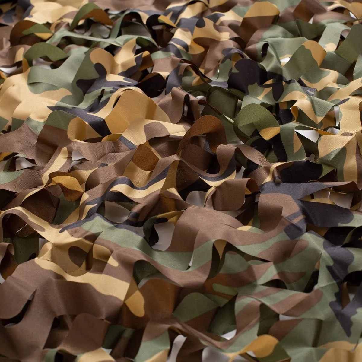 Senmortar Camo Netting, Bulk Roll Camouflage Netting, Military Hunting Mesh Free Cutting for Hunting Blind Sunshade Shooting Theme Party Decoration