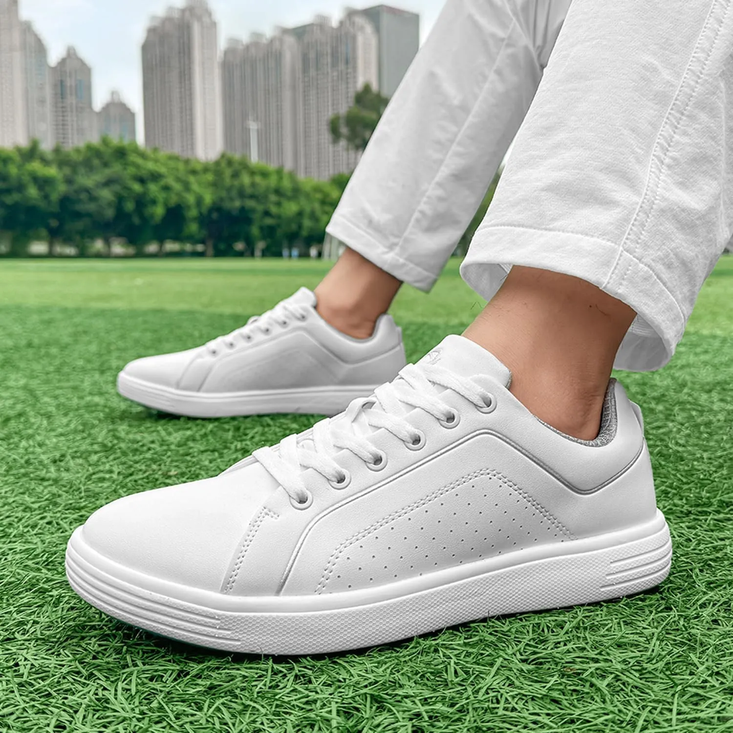 Spikeless Golf Shoes Men Professional Golf Foowears Luxury Walking Footwears for Golfers Outdoor