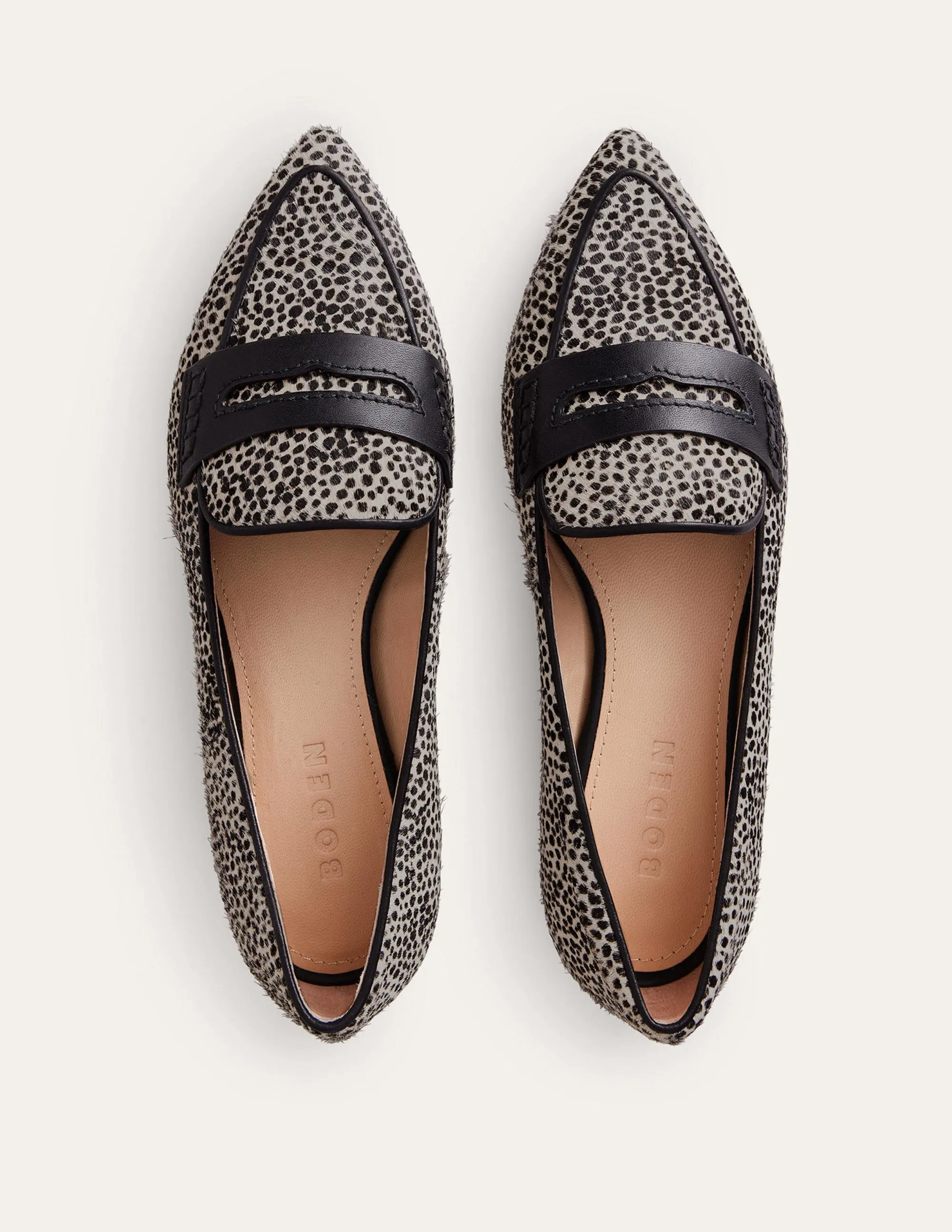 Spitz zulaufende Loafer-Mikro-Dalmatiner