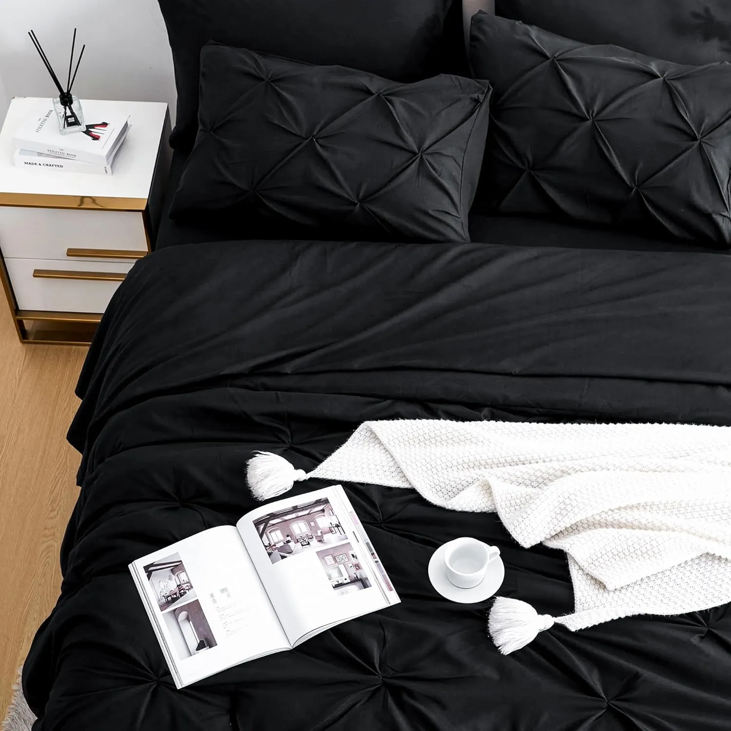 Ubauba 7pc Black Queen Comforter Set with Sheets, 7 Piece Pintuck Bed in a Bag, Queen Size Bed Set for All Seasons, Pinched Pleat Bedding Sets (Black,Queen)