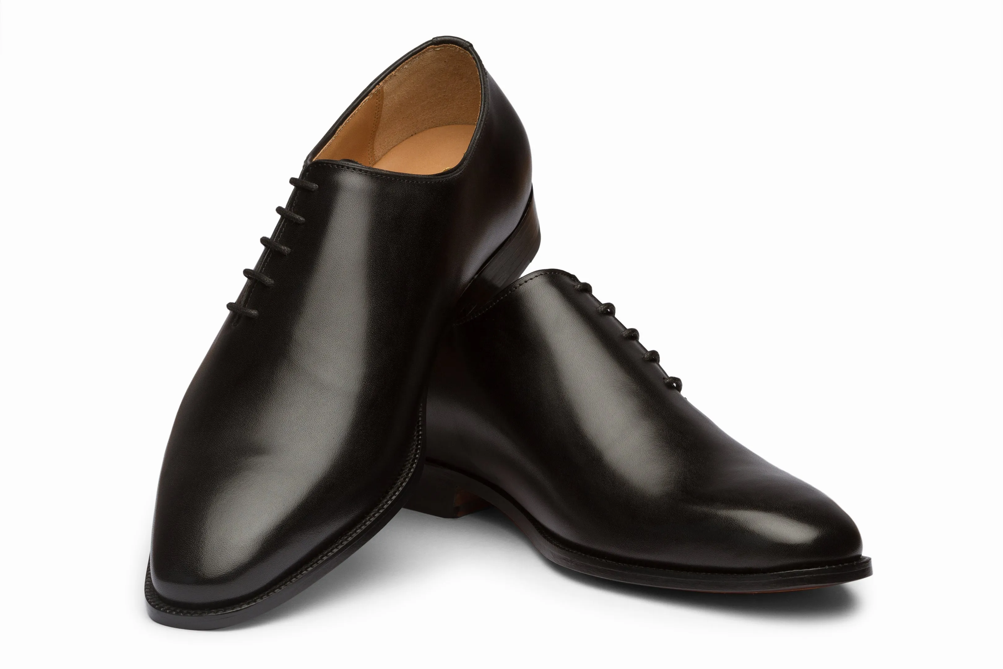 Wholecut Oxford with side lacing - Black