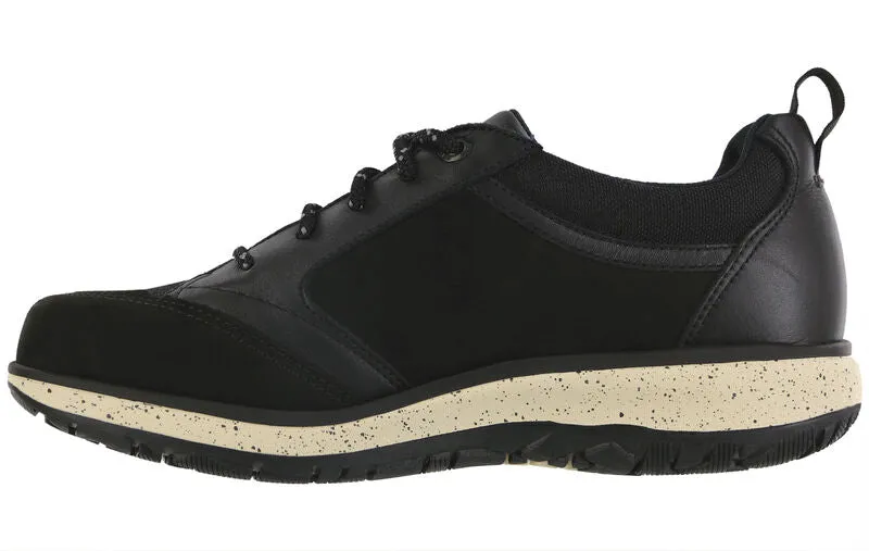 Women's Boulder Oxford in Black Ash