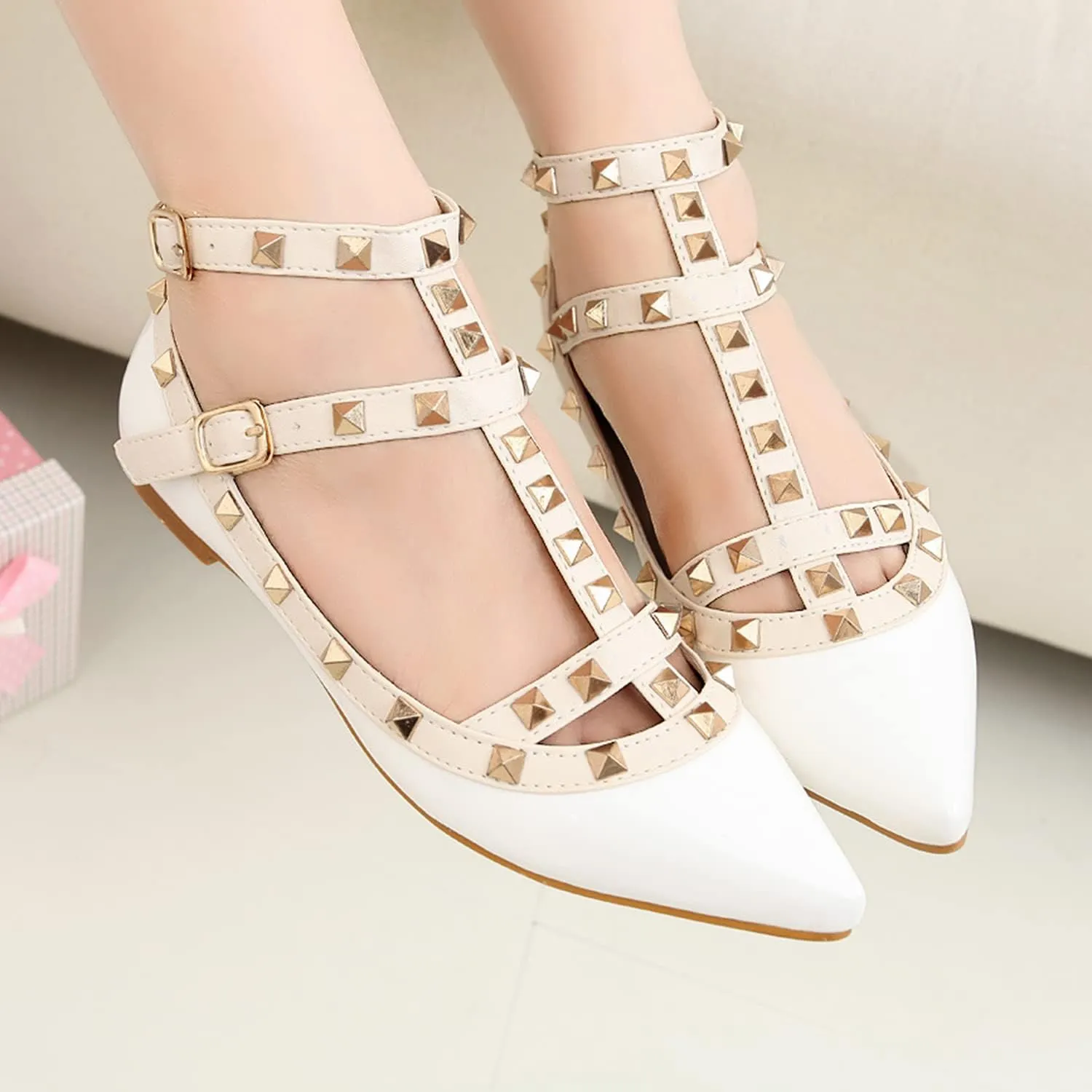 Womens Fashion Stud Flat Shoes Pointed Closed Toe Low Heels Color Block Studded T-Strap Casual Shoes Ankle Strap Buckle Classic Work Flats Office Shoes
